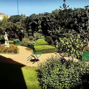 propriete-charbaymond.hotels-rhonealpes.com/