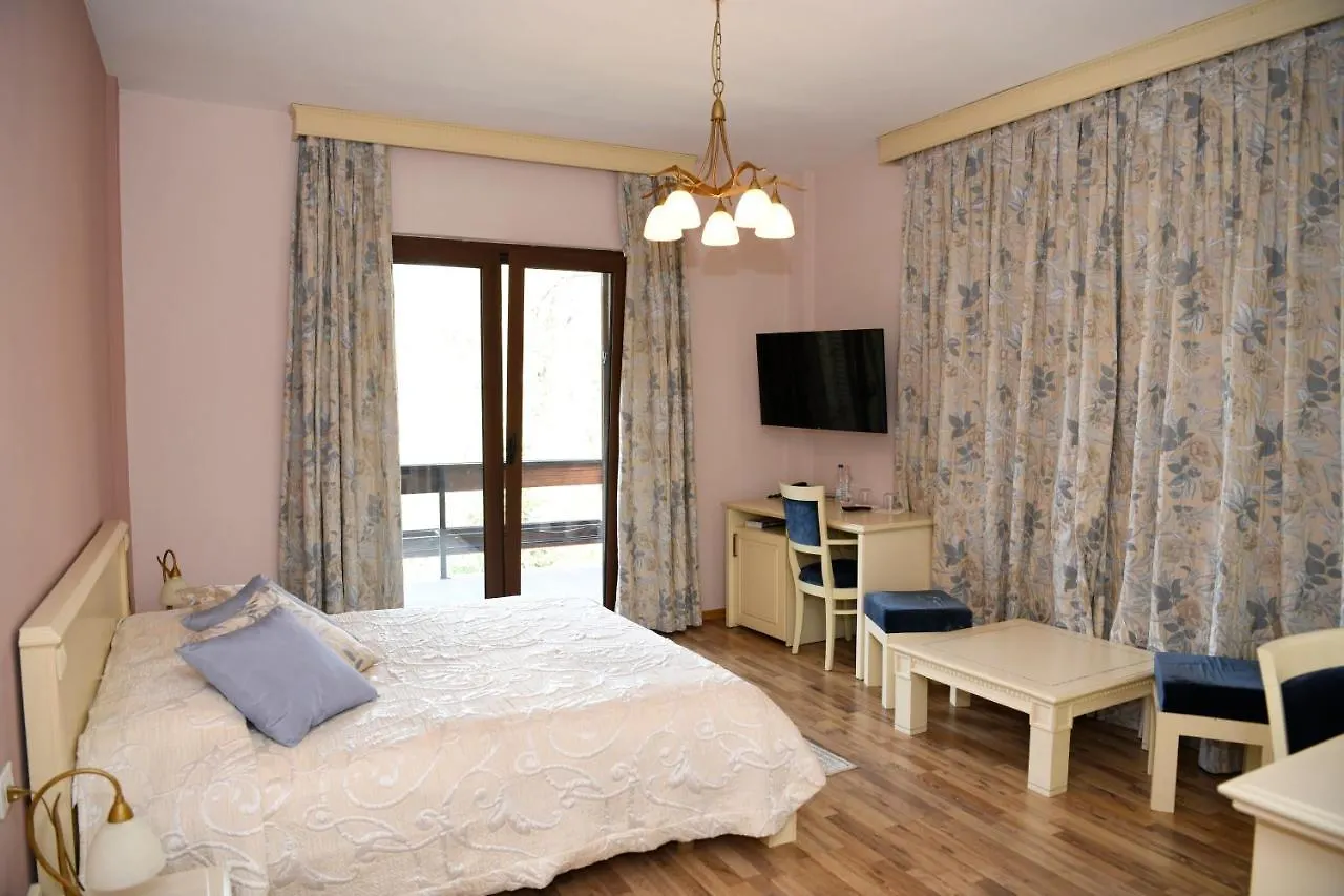 Hotel Restaurant Dreri Tirana 4*,