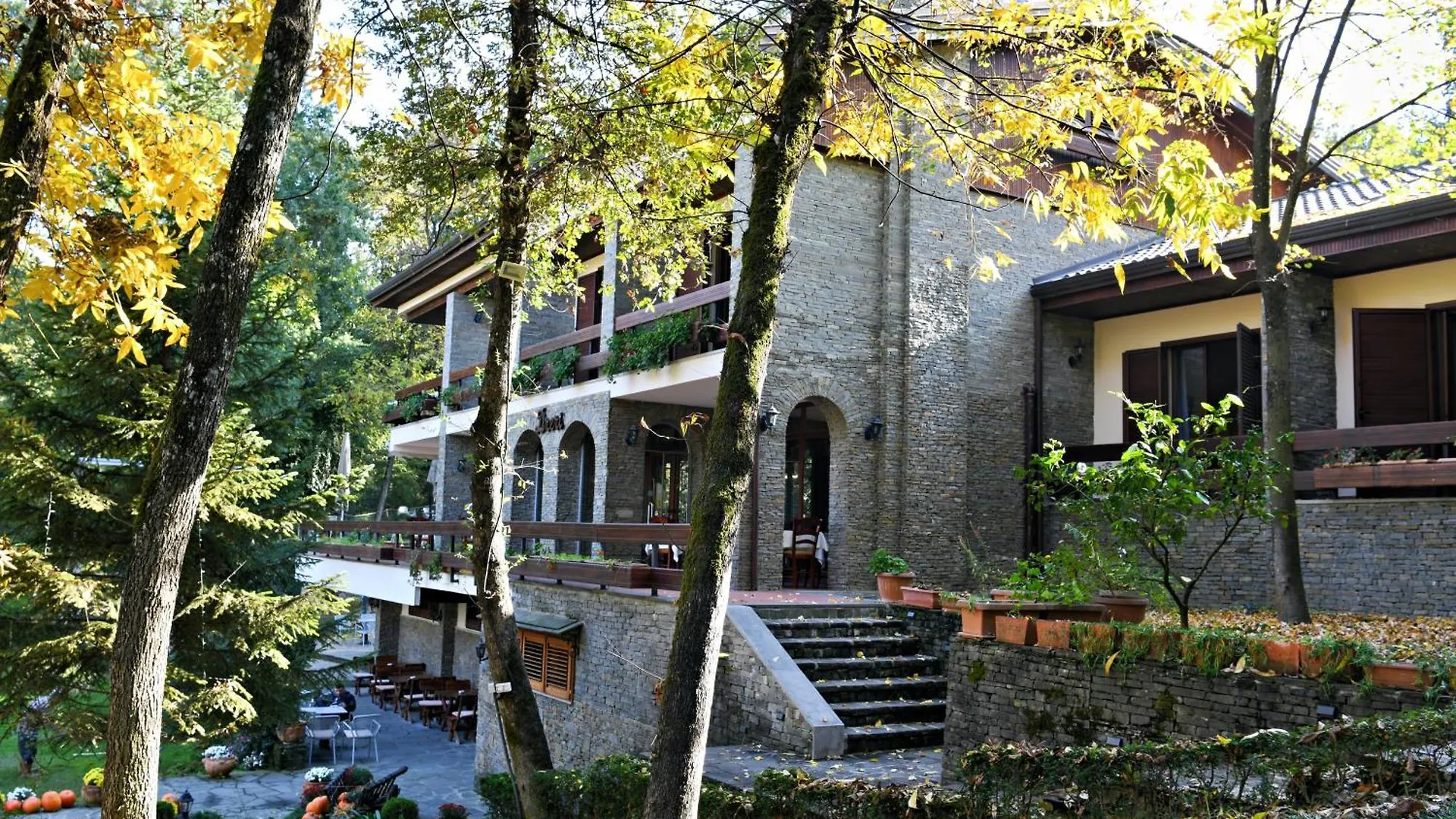 Hotel Restaurant Dreri Tirana