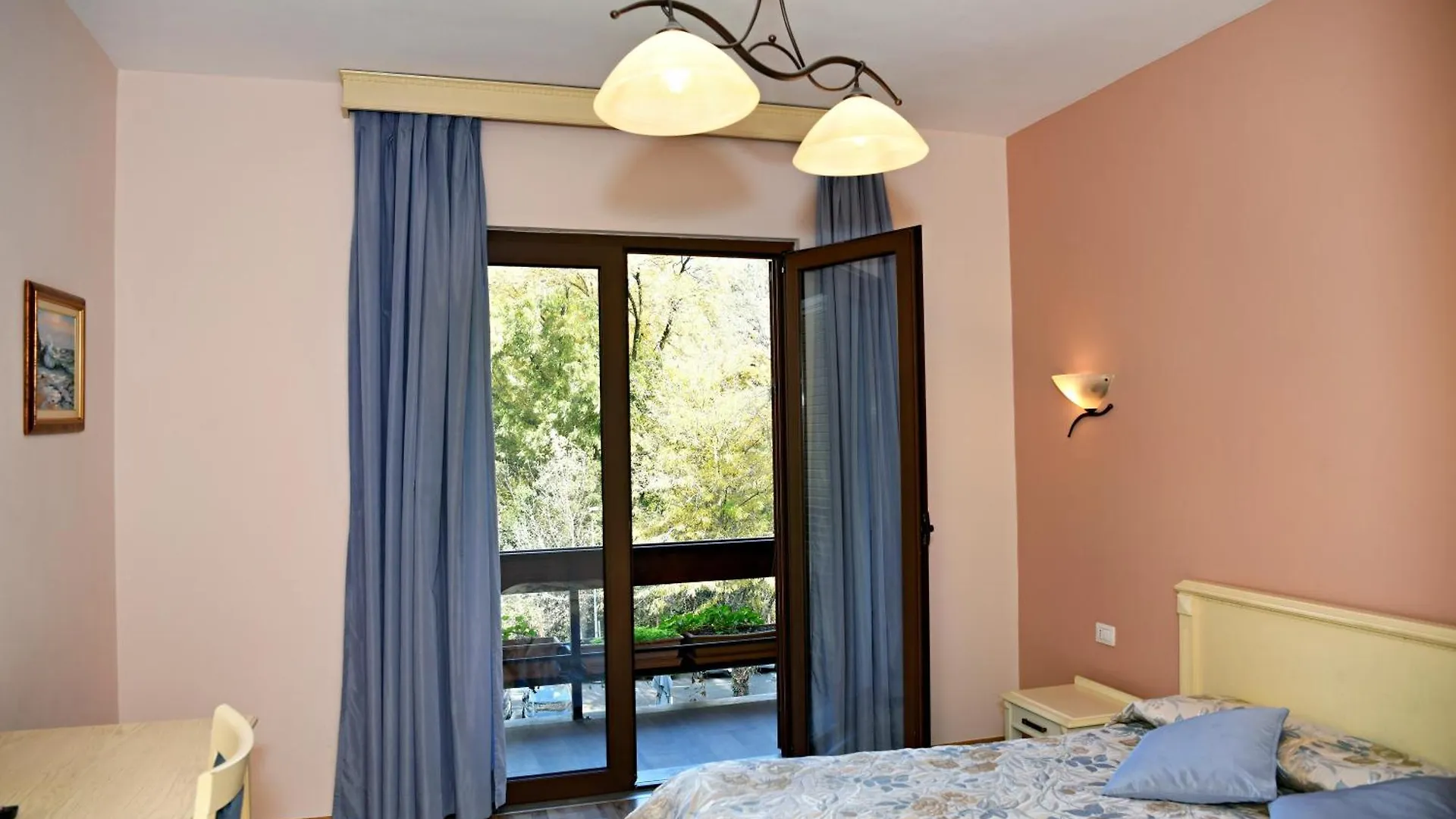Hotel Restaurant Dreri Tirana